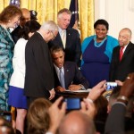 Obama’s order bans discrimination based on workers’ sexual orientation Obama’s order bans discrimination based on workers’ sexual orientation