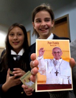 Pope Francis continues to take 'the world by storm' - TheCatholicSpirit.com