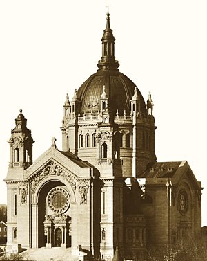 The Cathedral of St. Paul after its completion in 1915. Courtesy Cathedral of St. Paul