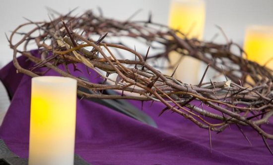 A crown of thorns is seen on Ash Wednesday at St. Bonaventure Church in Paterson, N.J., in this March 5, 2014, file photo. The lack of flowers at liturgies is as significant as their presence.