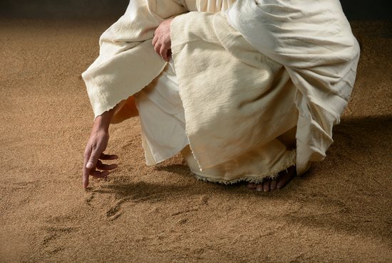 Jesus writes in the sand